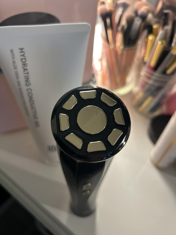 Review image from Sarah J. | Age 38